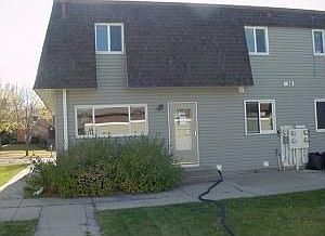 1st image of 956 5th Ave W