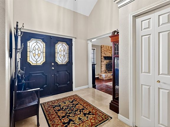 4th image of 7418 Bourget Dr