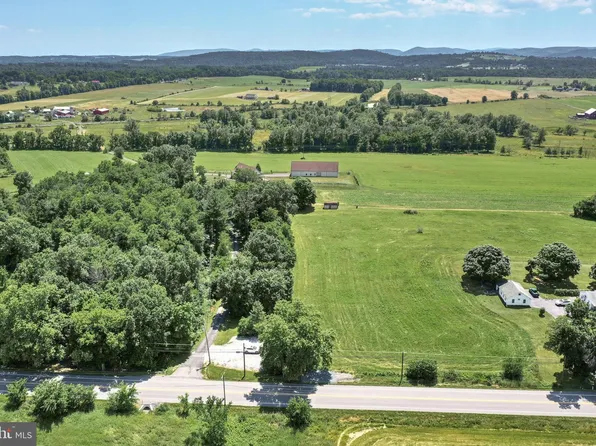 2312 Chambersburg Rd, Biglerville, PA 17307