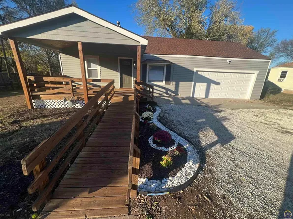 3428 SE 2nd St, Topeka, KS 66607