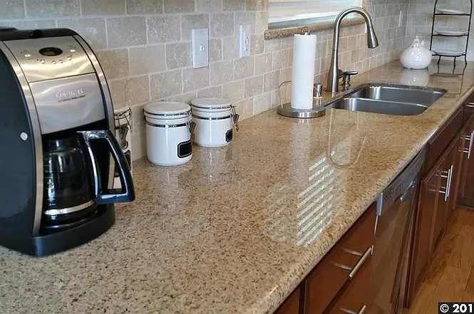 225 Nightingale Dr — Photo 4