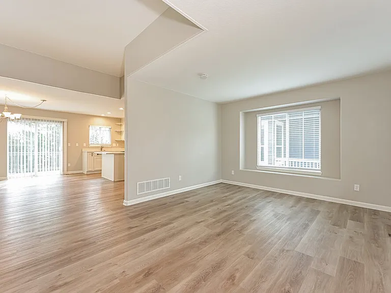 2956 Iron Springs Pl — Photo 6