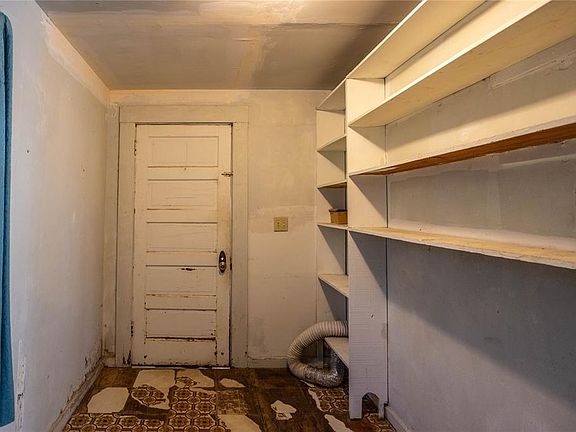 5th image of 404 N State St