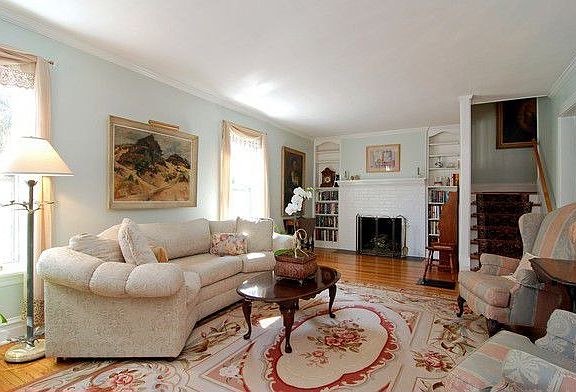 2nd image of 1227 Elmwood Ave