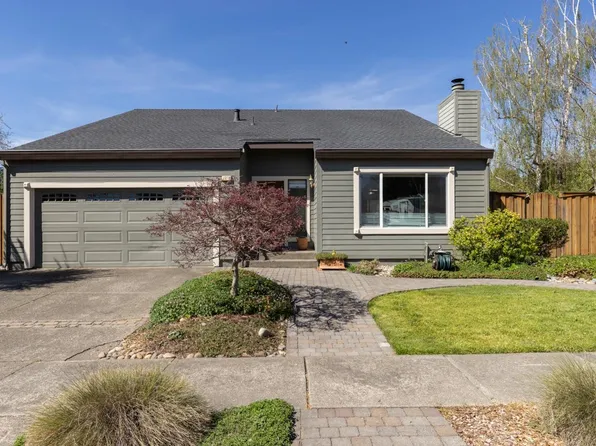 1218 Meridian Circle, Santa Rosa, CA 95401