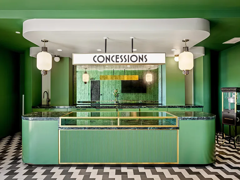 Intro — Photo 22
