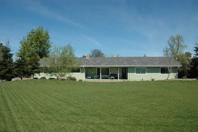 2nd image of 2424 E Yosemite Ave