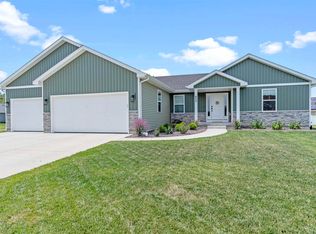 425 Waterwheel Dr, Rochester, IL 62563