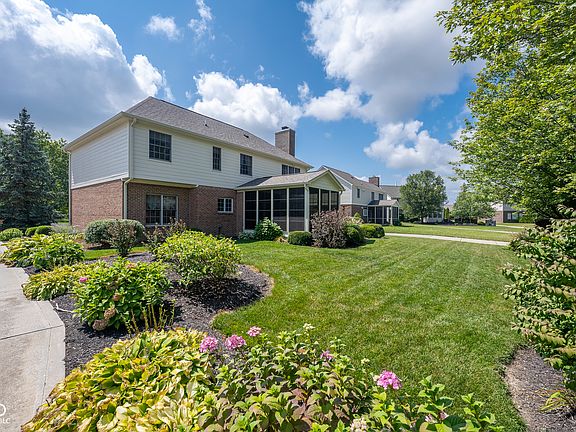 5th image of 543 Potomac Ct