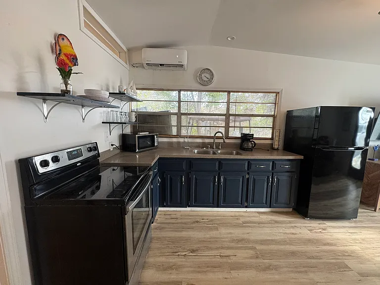 7001 Yellow Bluff Rd #B — Photo 10