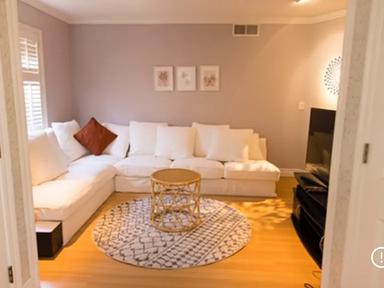 336 Rivercreek Dr — Photo 3