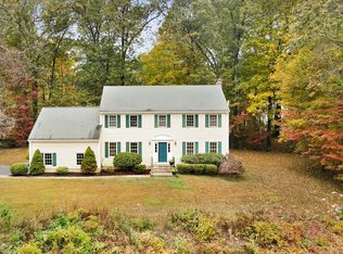 36 Surrey Ln, Avon, CT 06001
