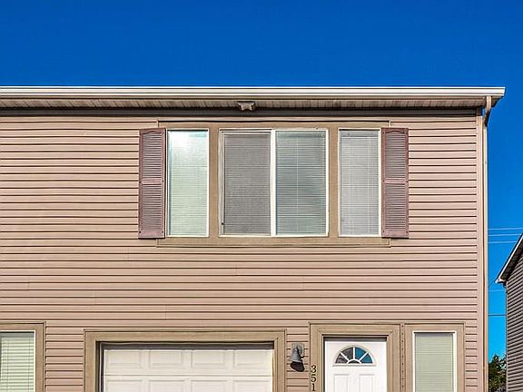 2nd image of 3511 E Greenfield Dr