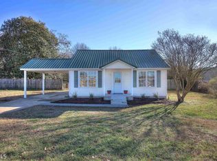 125 King St, Adairsville, GA 30103