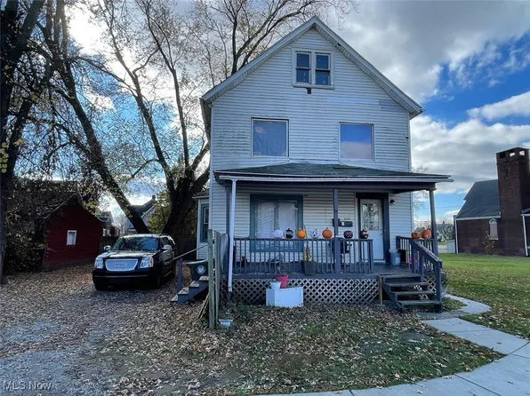 2324 Mahoning Rd NE, Canton, OH 44705