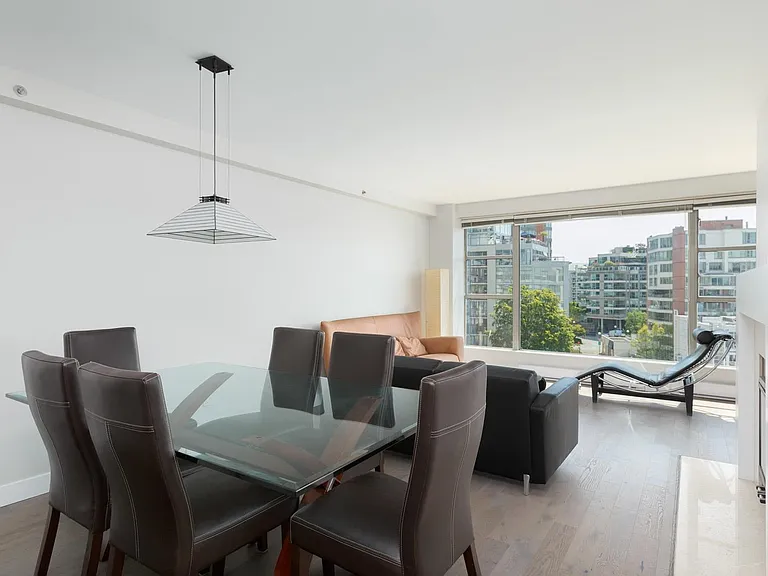 1008 Beach Ave #503 — Photo 4