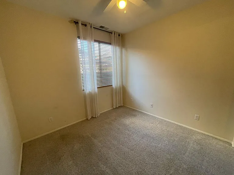 1863 Almagro Ln — Photo 14