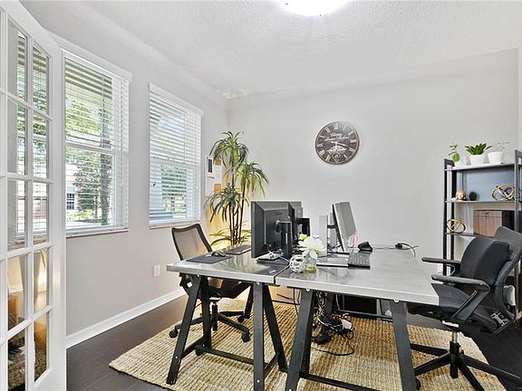 3rd image of 15807 Oakleaf Run Dr