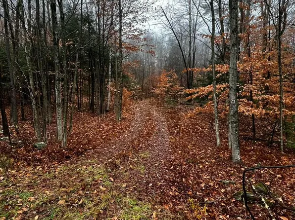 278 Main St, Becket, MA 01223