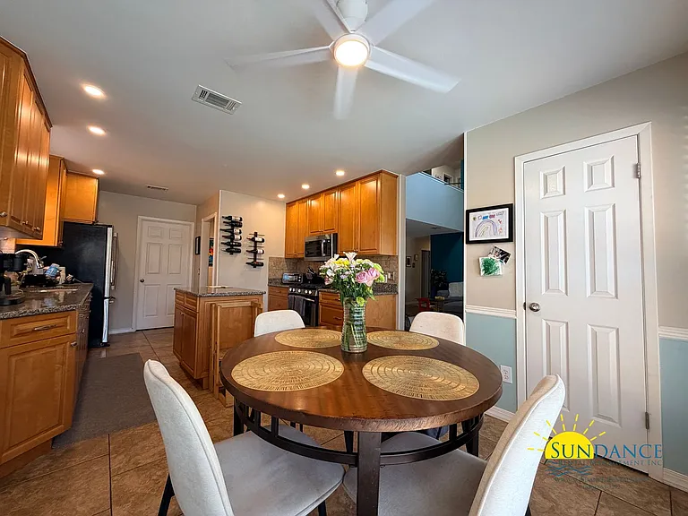 115 Long Pointe Dr — Photo 18