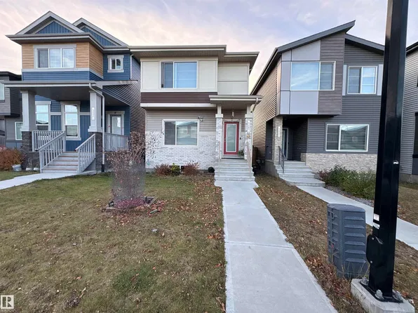 548 35th St SW, Edmonton, AB T6X 2W7