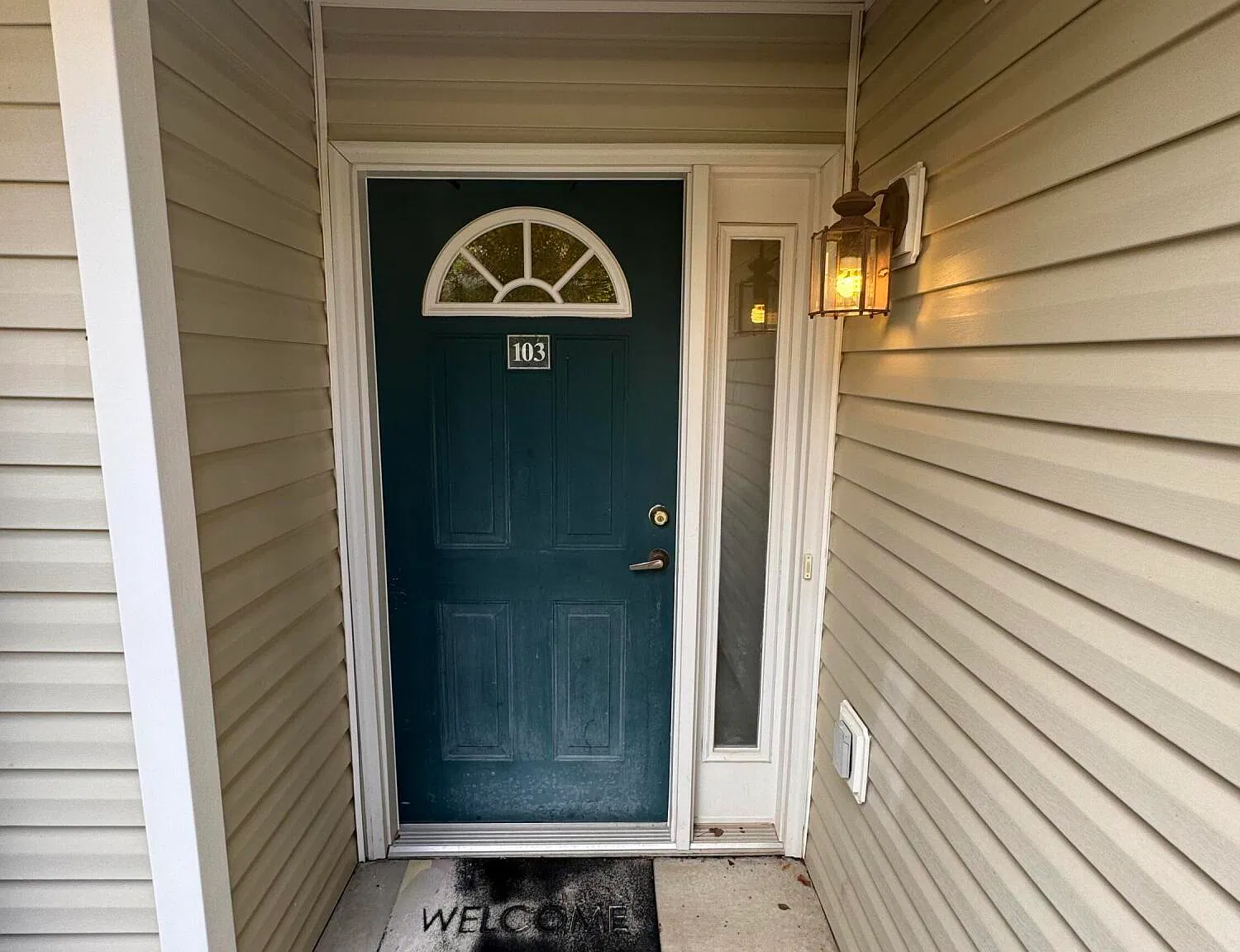 2 bed, 2.0 bath, 1286 sqft, $1,700 — Photo 3