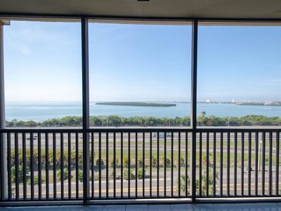 7100 Sunshine Skyway Ln S APT 806, Saint Petersburg, FL, 33711