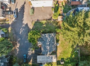 2 NE Bridgeton Rd, Portland, OR 97211