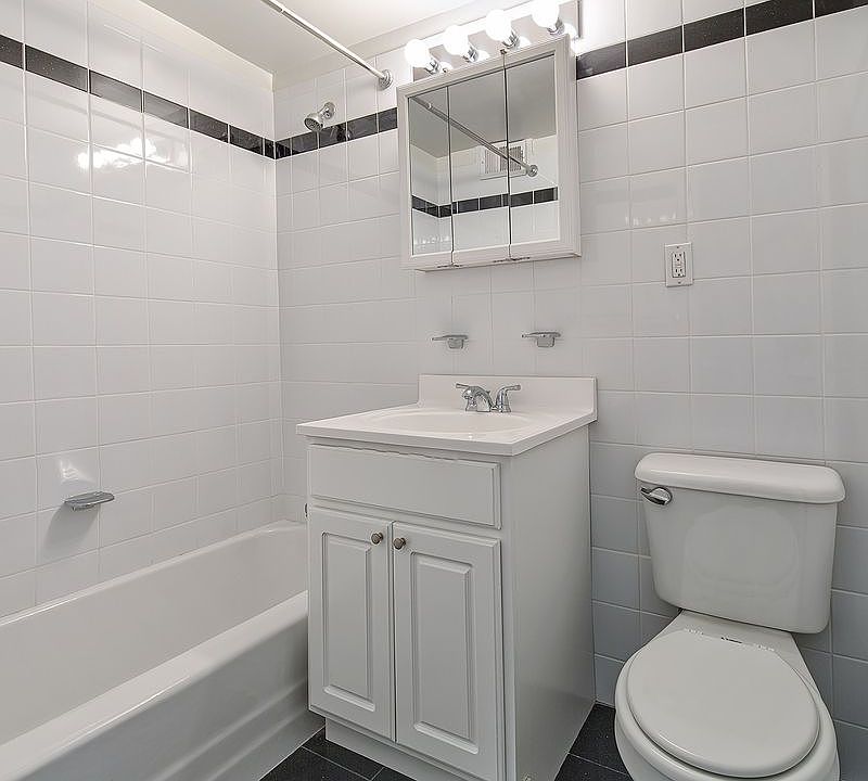 1st image of 321 E 54th St APT 3F