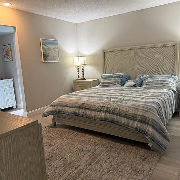 154 SE Selva Ct — Photo 18