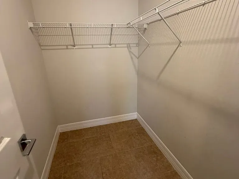 1031 San Cristobal Ave — Photo 16