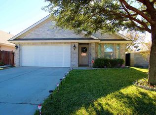 1911 Stone Field Ln, Laredo, TX 78045