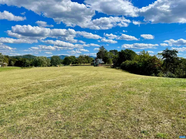 3 Afton Mountain Rd, Afton, VA 22920