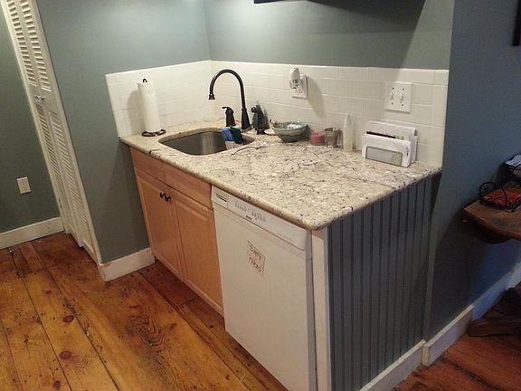 Beautiful granite counters