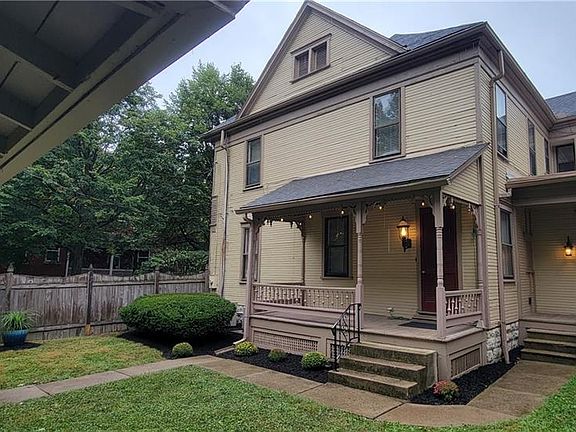 5th image of 239 Grafton Ave