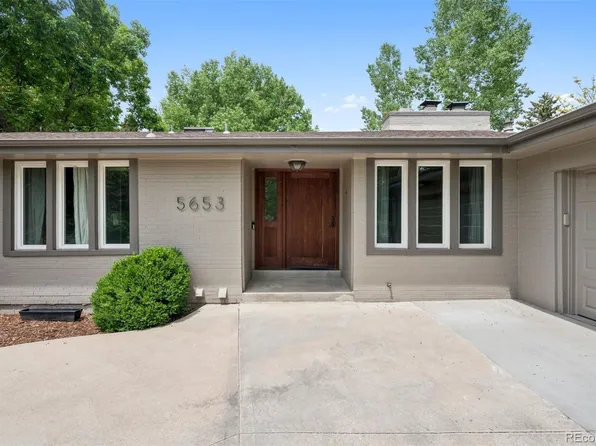 5653 E Southmoor Circle, Englewood, CO 80111