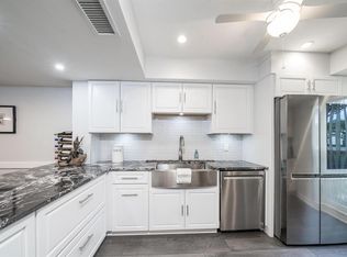 1814 Presidential Way APT 103, West Palm Beach, FL 33401