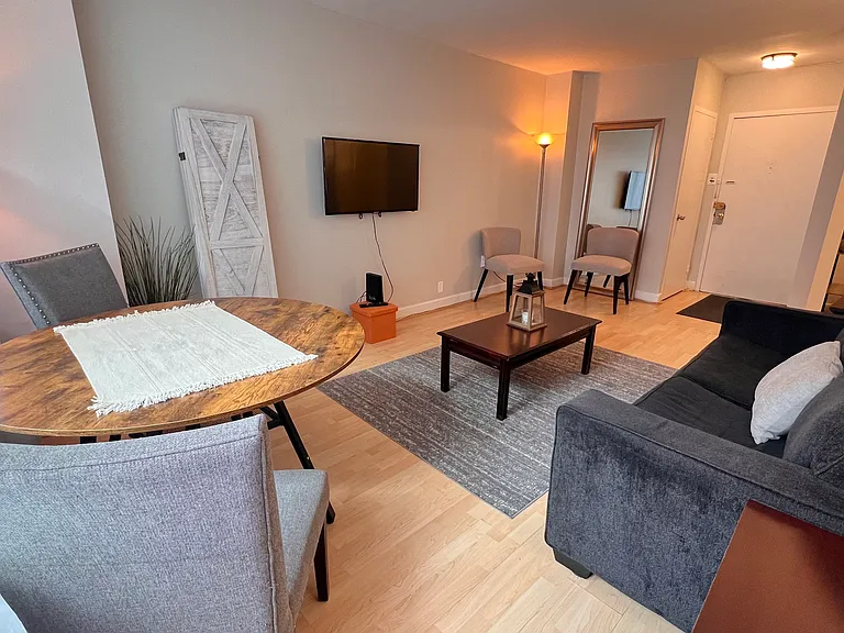 1021 Arlington Blvd #403 — Photo 3