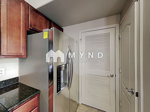 5th image of 1900 Danbrook Dr Unit 123