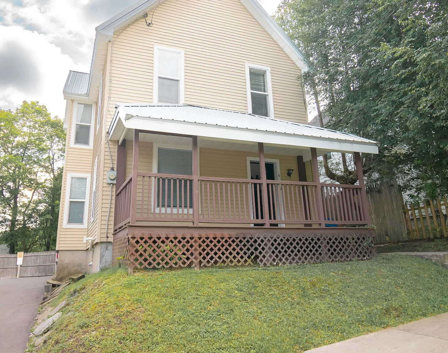 4 Stevenson — Photo 2