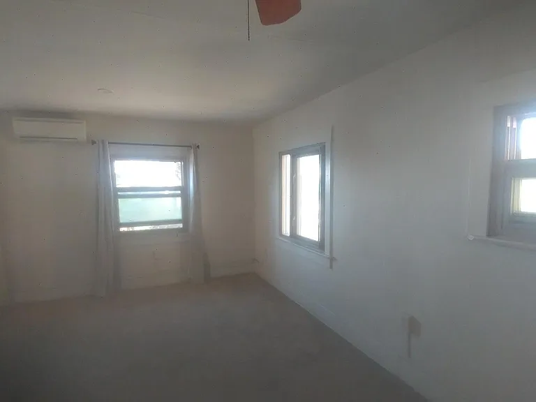 244 Grape St — Photo 22