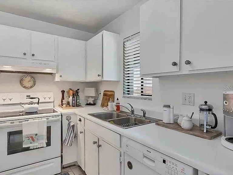 1650 Stickney Point Rd #50-202 — Photo 8