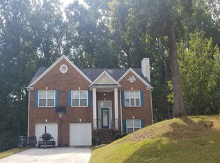 565 Claudel Ct SW, Atlanta, GA 30331