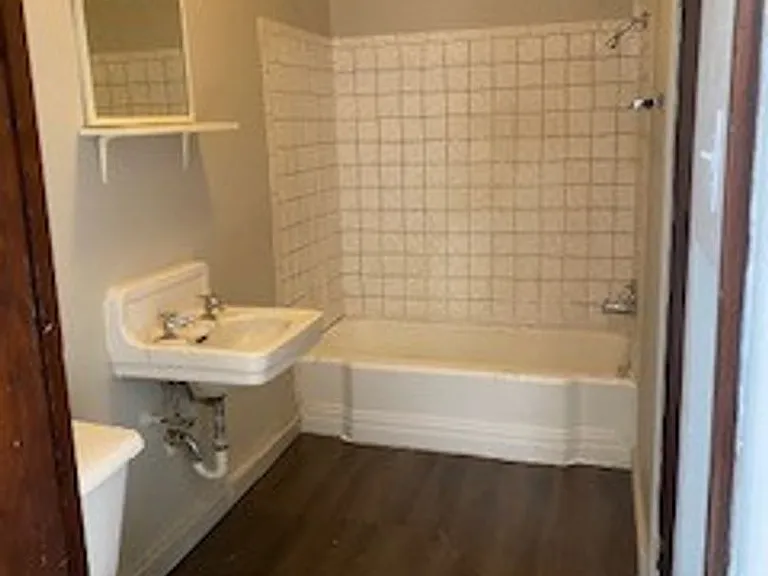 309 Liberty St — Photo 4