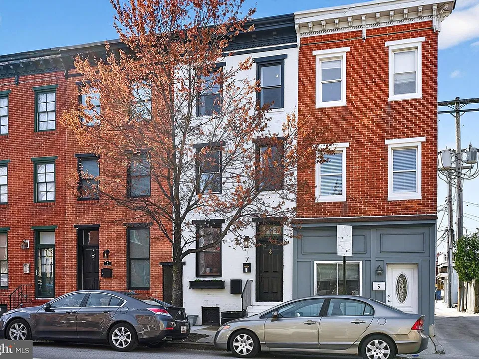 7 E Fort Ave