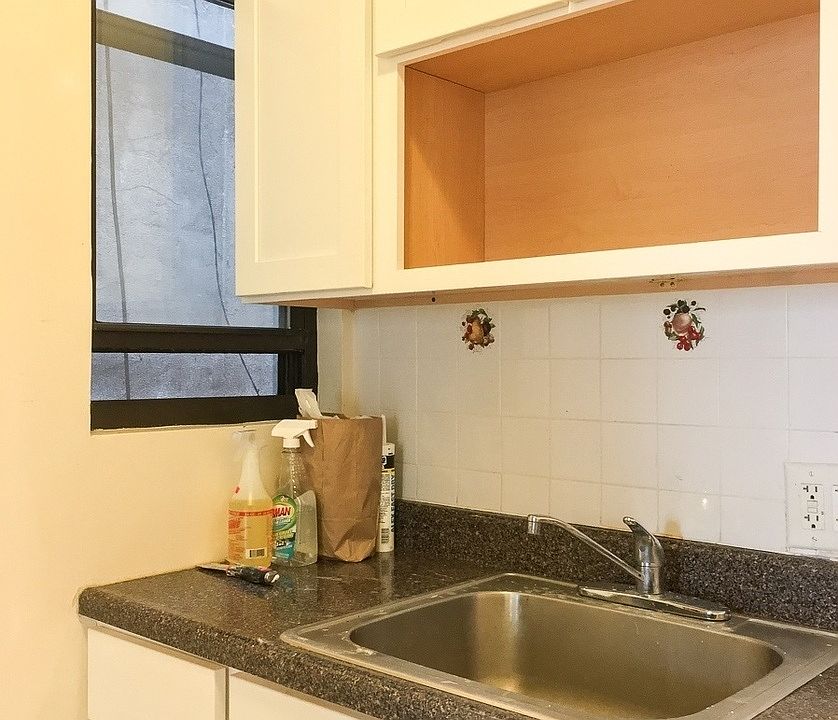 1st image of 660 Washington Ave #2RR