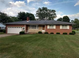 295 Donald Rd, Hermitage, PA 16148