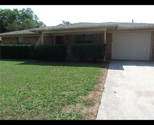 2nd image of 109 Southside Dr