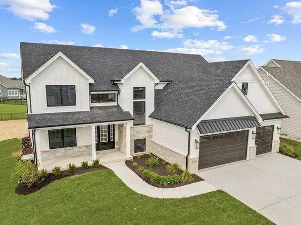 9770 Dunegrass Way St, John, IN 46373