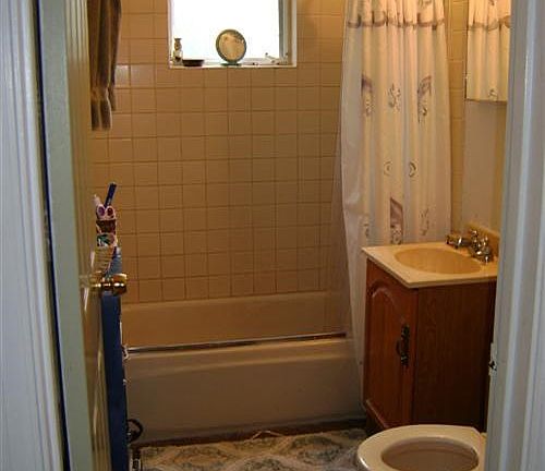 4th image of 138 Isabella Ave